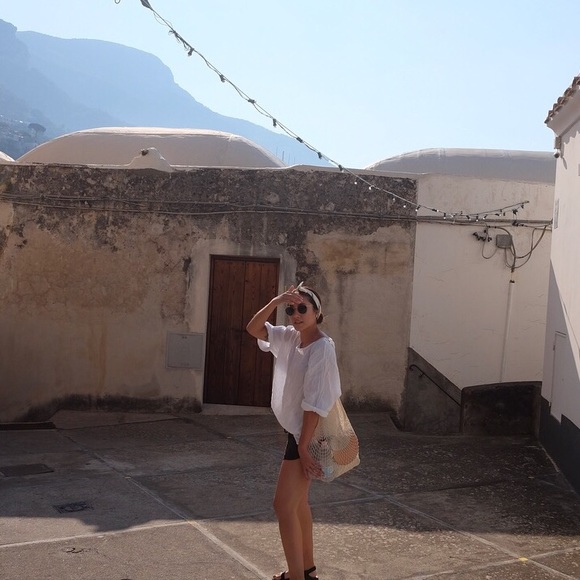 Meet your Posher - Picture 4 of 6